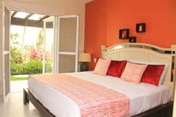 LHPC002 LunaMaya (2)