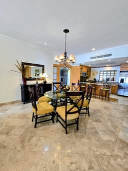 Villa La Estancia 3302