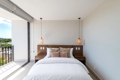 Bedroom 0